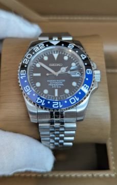 Reloj Automatico PANTER DIVER Batgirl