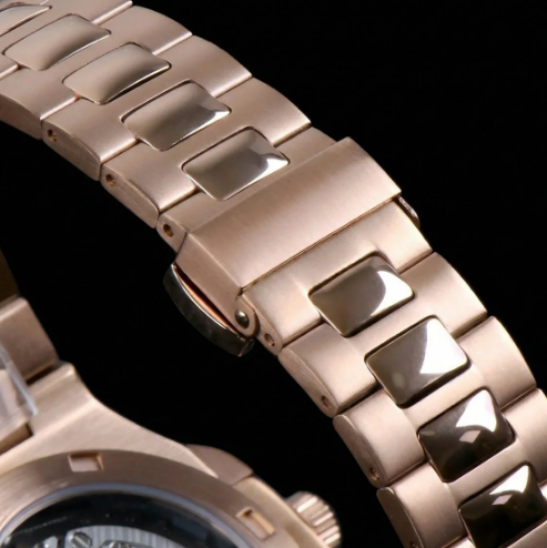 Montre automatique NAUTILUS Squelette Or Rose